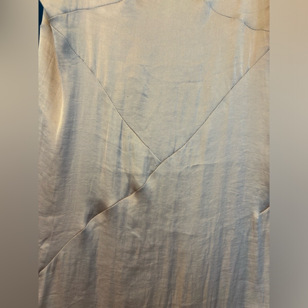 NWT Bardot Champagne Luxe Slip Dress Satin Silk Cross Back Strap Size 10/L - Picture 6 of 9